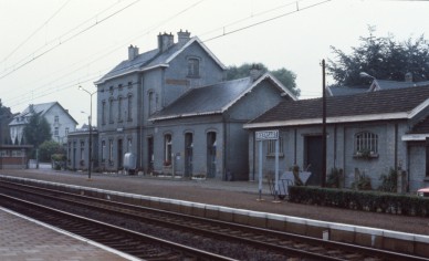 RIXENSART  DIA 80-7238.jpg